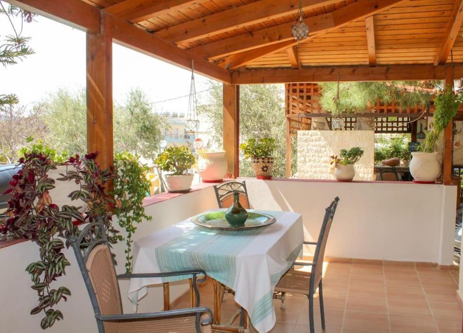 הרקליון Afroditi'S Guest House מראה חיצוני תמונה