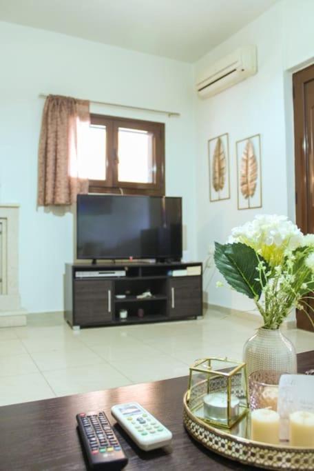 הרקליון Afroditi'S Guest House מראה חיצוני תמונה